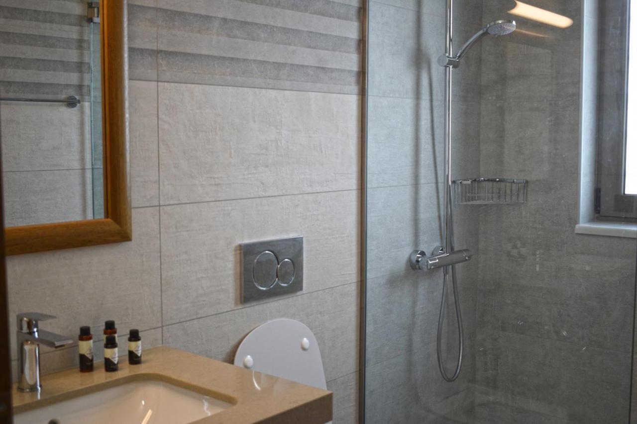Four Seasons Homes Stalos Exterior photo