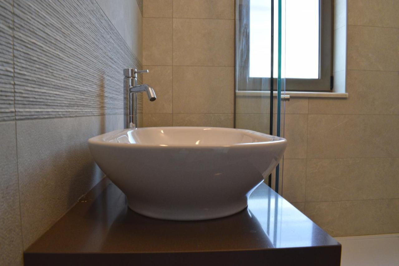 Four Seasons Homes Stalos Exterior photo